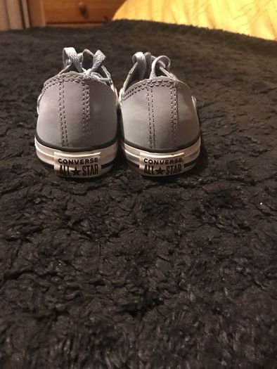 girls converse