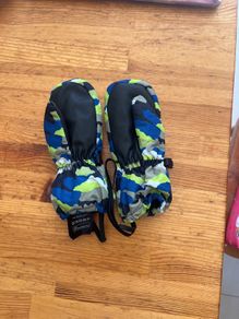 Boys winter gloves (mittens)