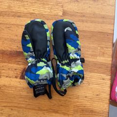 Boys winter gloves (mittens)