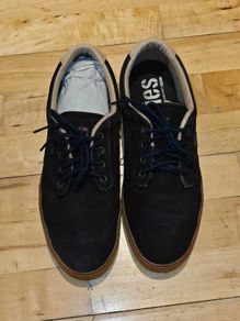 Etnies