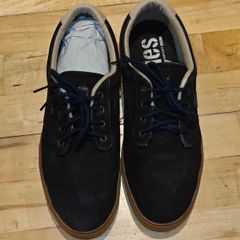 Etnies