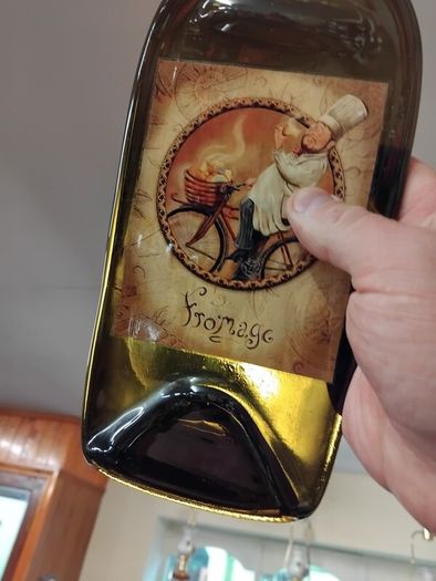 Glass Bottle advertising Fromage