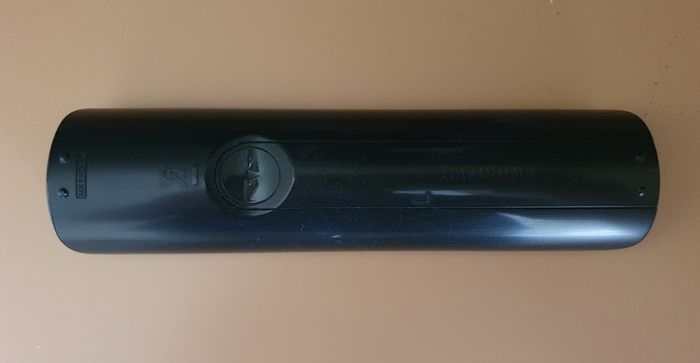 Samsung TV Excellent Condition (With Remote)