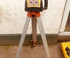 Leica laser level