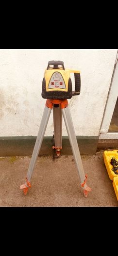 Leica laser level