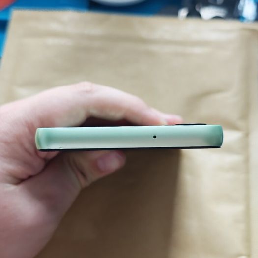 Samsung Galaxy A05s - 64GB - Light Green - Dual SIM - No SIM Tray - Great Condition