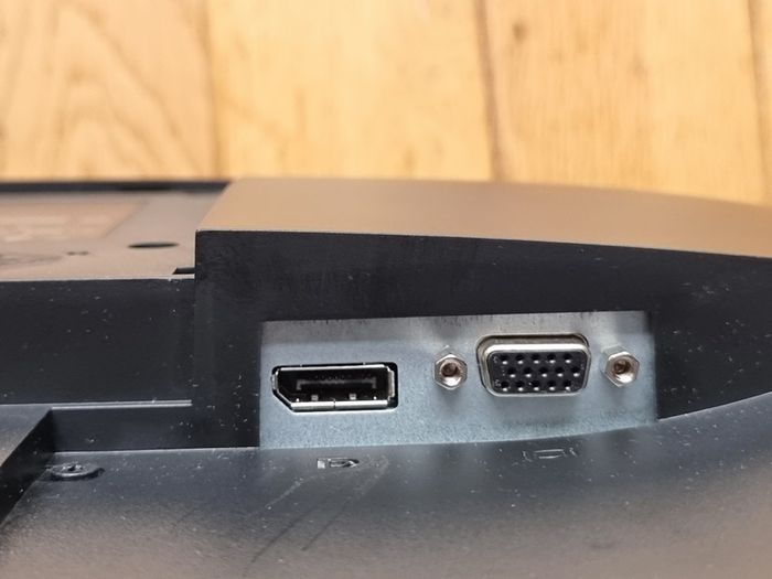 Dell monitor 24" IPS Led