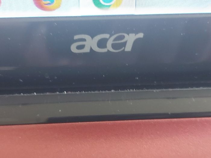 ACER Aspire One, Model D257, Intel Atom N455, 1.66GHz, 1 GB Ram, 250 GB HDD, Windows 7, 32 bit, firefox, Opera, Chrome