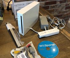 Nintendo Wii with Wii Sports #363