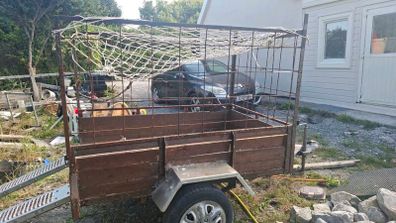 Car trailer