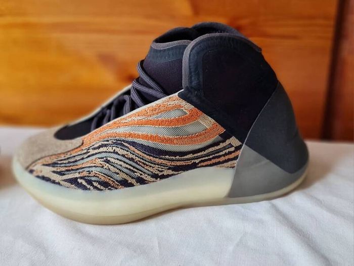 2021 adidas yeezy qntm Size 4 eu 36 2/3 flash orange in excellent condition