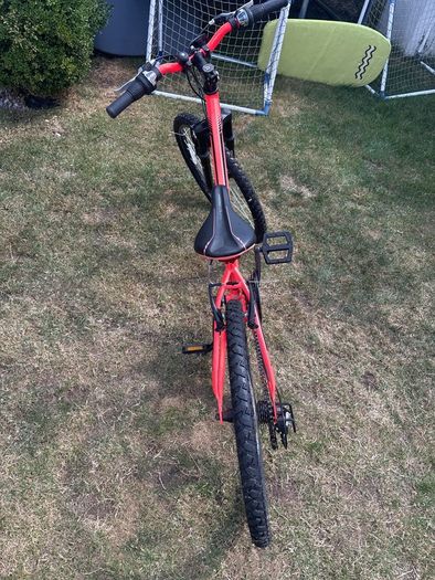 Girls bike 24