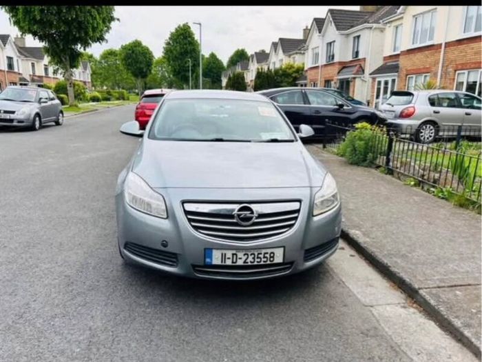 Opel Insignia 2011