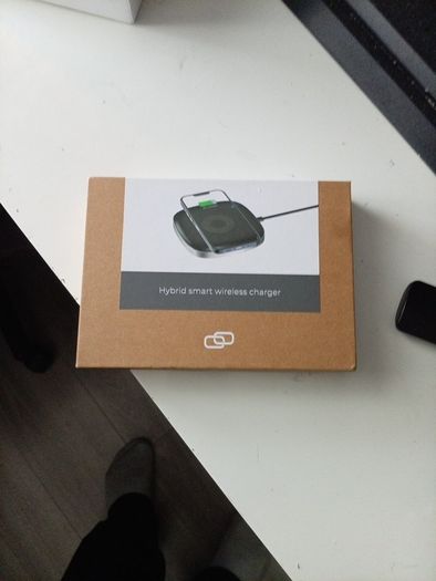 hybrid smart wireless charger