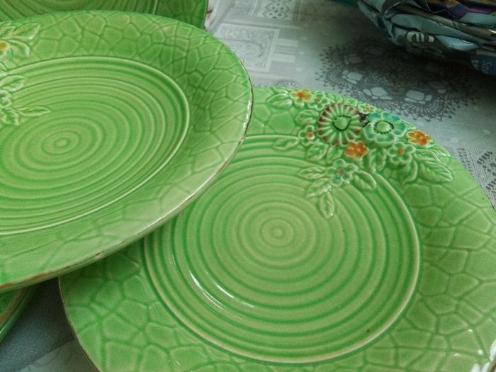 Crown Devon Majolica Shallow Bowl