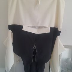 Ladies / Teens light hooded summer jacket with front pocket .