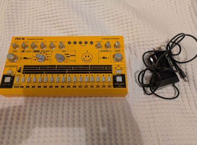 Drum machine Behringer RD-6 AM