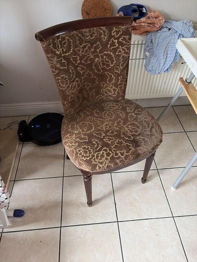 4 chairs