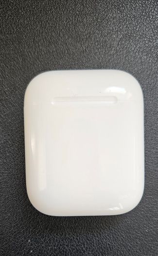 Genuine Apple airpods with case