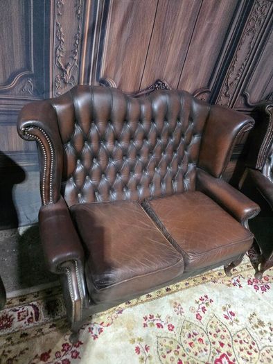 2+1+1 chesterfield