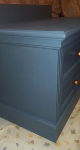 Low boy chest of drawers