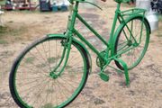 Vintage Bike on Stand KAS1311