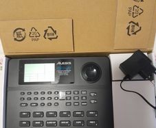 Alesis SR 16 drum machine
