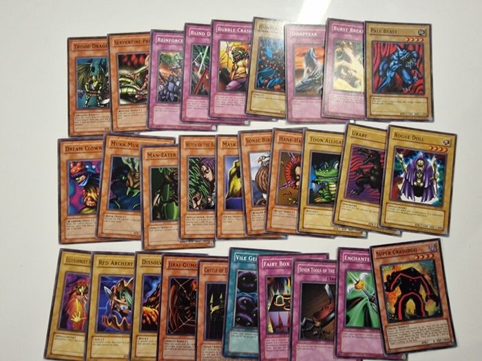 1st edition yu gi oh vintage cards 186 total  inc 66 1st editions.