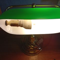 Desk top lamp