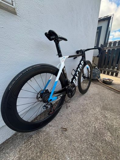 Factor One road bike 52cm