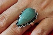 Beautiful Silver Toned Costume Ring - Good Quality - Size R (CS03)