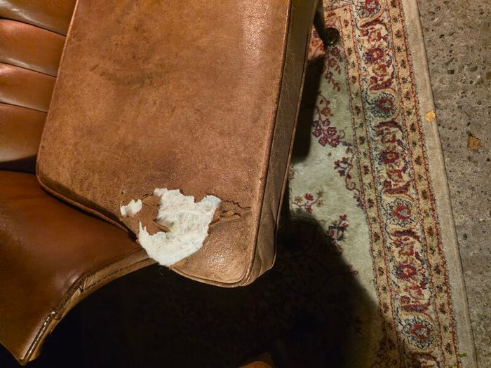 2 armchair chesterfiepd