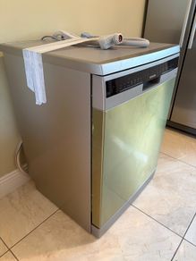 Grey Siemens iQ300 Freestanding Dishwasher | 14 Place