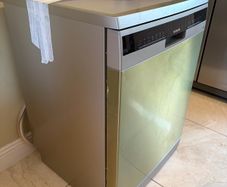 Grey Siemens iQ300 Freestanding Dishwasher | 14 Place
