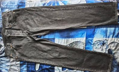 Levi's black jeans
