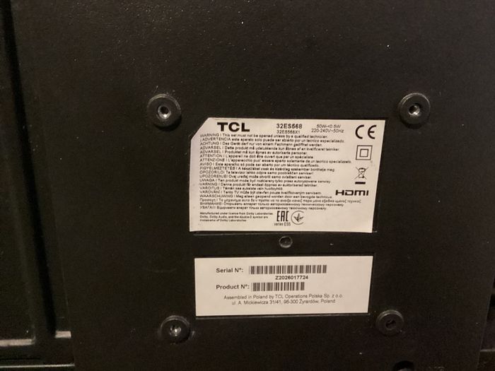 TLC 32 inch SMART Television with USB, HDMI, PC Connection port, WIFI connectivity, etc (Boxed / Like New)