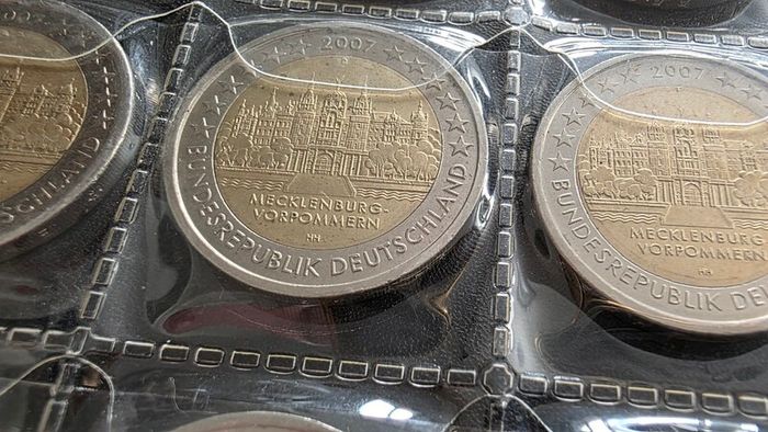 2 euro coin