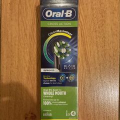Oral B Cross Action Clean maximiser refills 4pack Black Edition