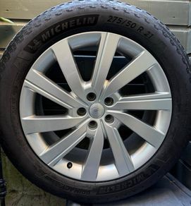 Alloy wheels