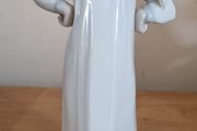 Lladro girl in nightdress