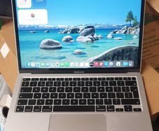 MacBook Air M1 13-inch 2020 - Apple M1 | 16GB RAM | 256GB SSD | Retina