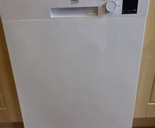 Clean Beko Dishwasher - Excellent Condition!