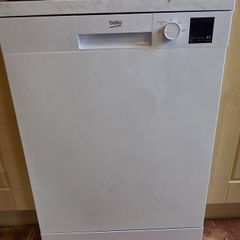 Clean Beko Dishwasher - Excellent Condition!