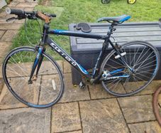 Carrera Zelos Hybrid road bike