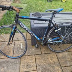 Carrera Zelos Hybrid road bike