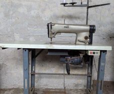 Pfaff industrial sewing machine