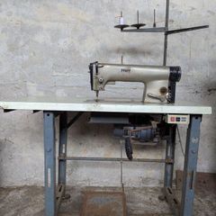 Pfaff industrial sewing machine