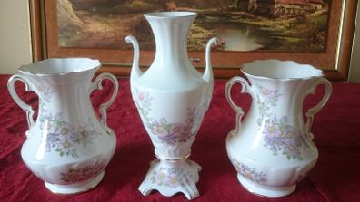 3 Piece Large Royal Tara Irish Blossoms Pattern Gold Gilt Double Handled Vases Made In Ireland