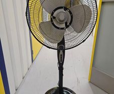 Pedestal fan