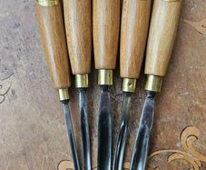 5 Ashley Iles curved carving gouges